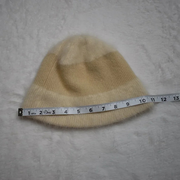 American Eagle Beanie Sz O/S Colorblock Lambs Wool Angora Neutral Minimalist - Picture 4 of 7